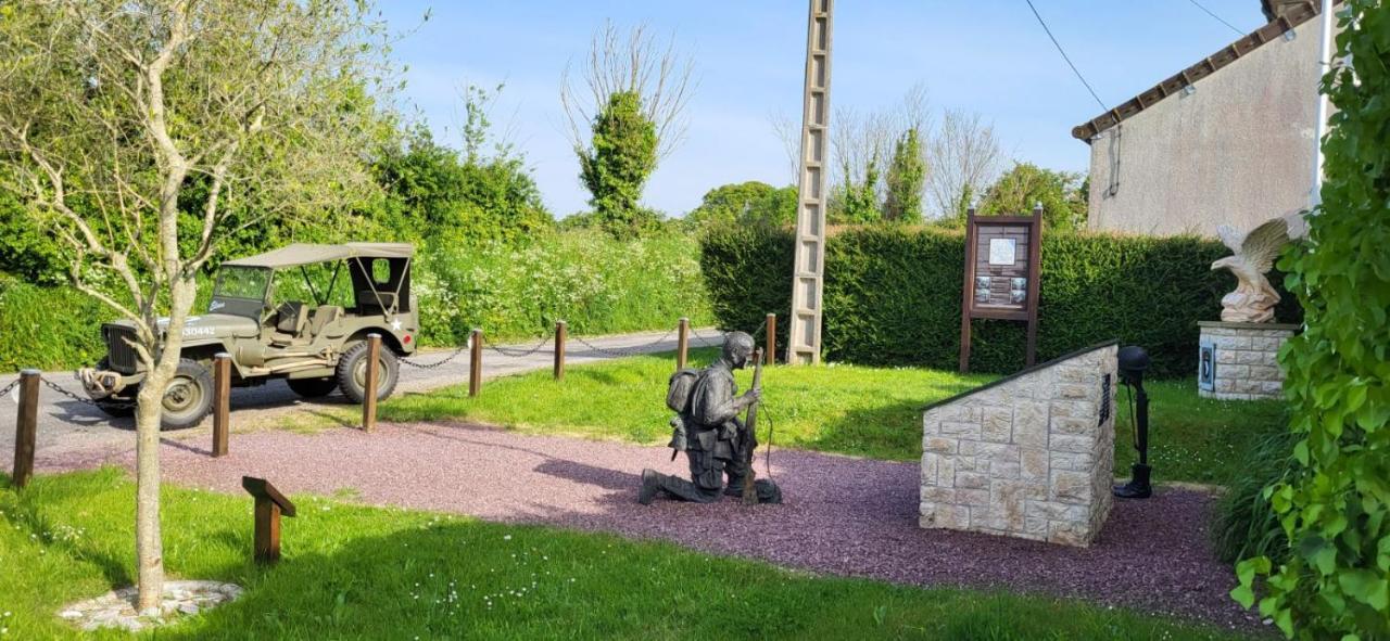 Gite Au Coeur Du Dday Brevands Esterno foto